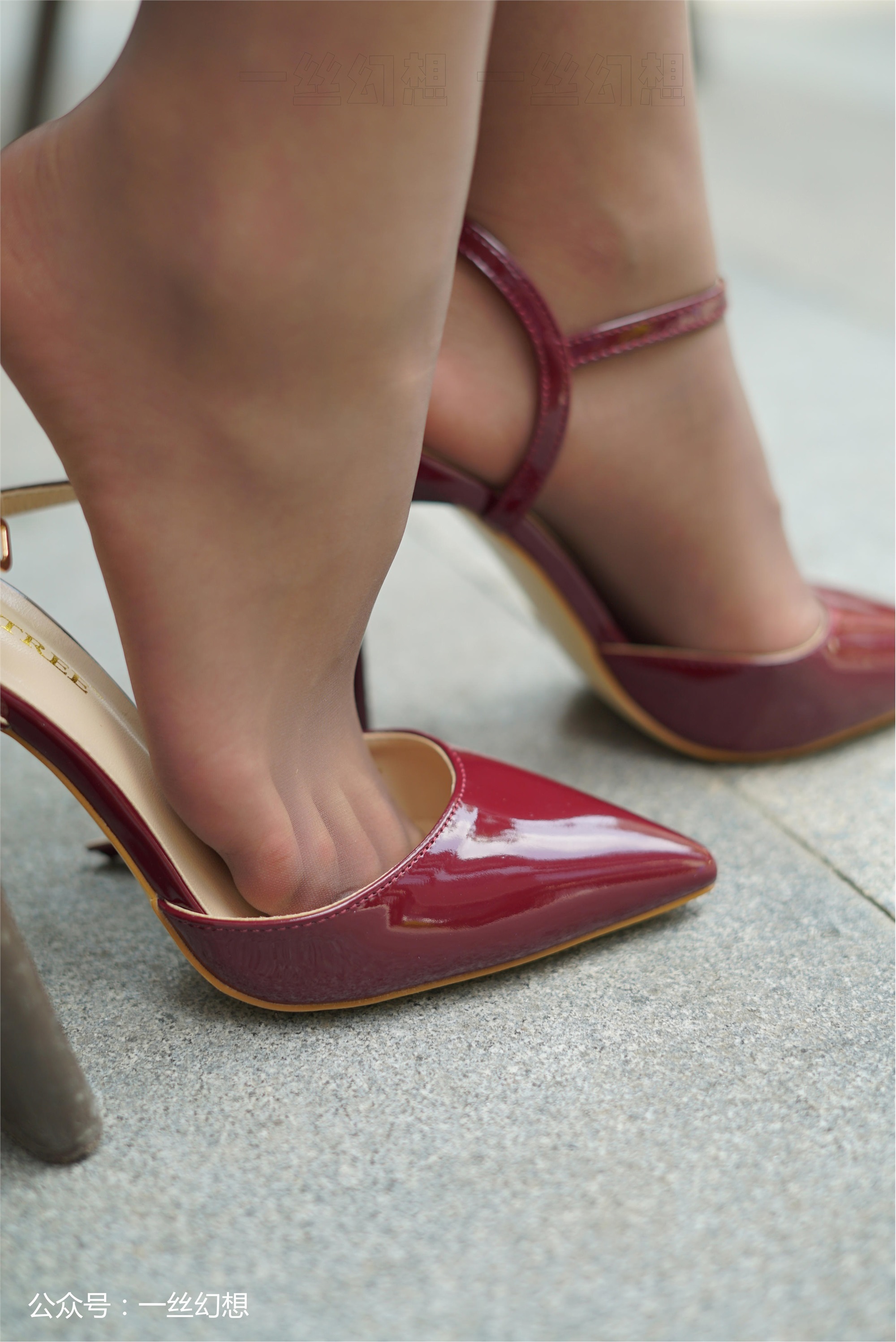 高丝女子图鉴 袜小喵×一丝幻想 NZ037 格格